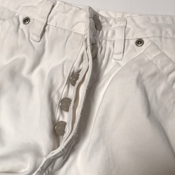 Express white shorts with button fly - Picture 2 of 7